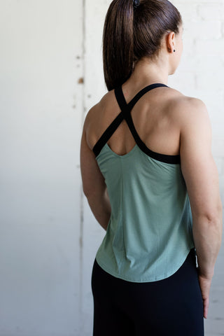 CAMA Women's training top, bamboo green